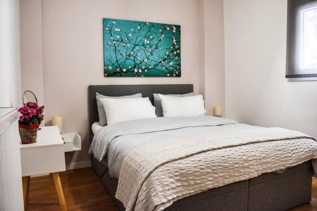 Newly Renovated-City Center Apartment Athén Kültér fotó