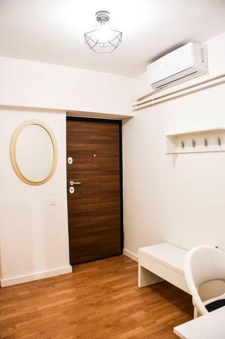 Newly Renovated-City Center Apartment Athén Kültér fotó